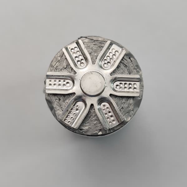 圓柱電池集流盤